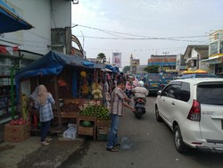 DPRD Kabupaten Bogor Minta PKL di Pasar Citeureup Direlokasi