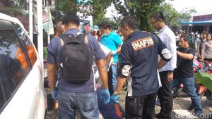 Suasana Olah TKP Bom Bunuh Diri di Polrestabes Medan