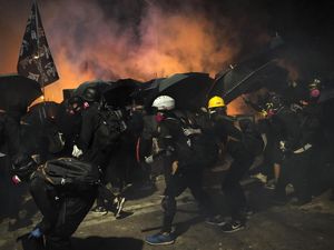 Bentrokan Saat Demo Terus Berlanjut, Hong Kong Liburkan Seluruh Sekolah