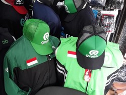 Atribut Ojol Dijual Bebas, Intip Bedanya Dengan yang Asli