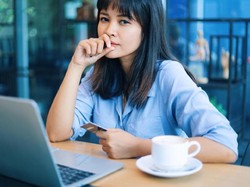 Merasa Bersalah Setelah Kalap Belanja 11.11? Obati dengan Cara Ini!