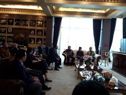 Pimpinan MPR Temui Surya Paloh Bahas Wacana Amandemen UUD 1945