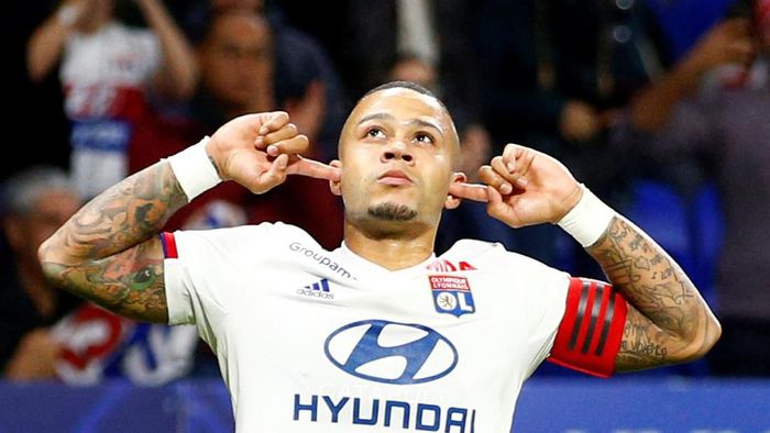 Greget! Liger Jadi Teman Istimewa Memphis Depay Selama di Rumah