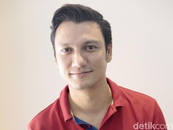 Eksklusif! Christian Sugiono: Aktor-Pebisnis yang Cinta Keluarga