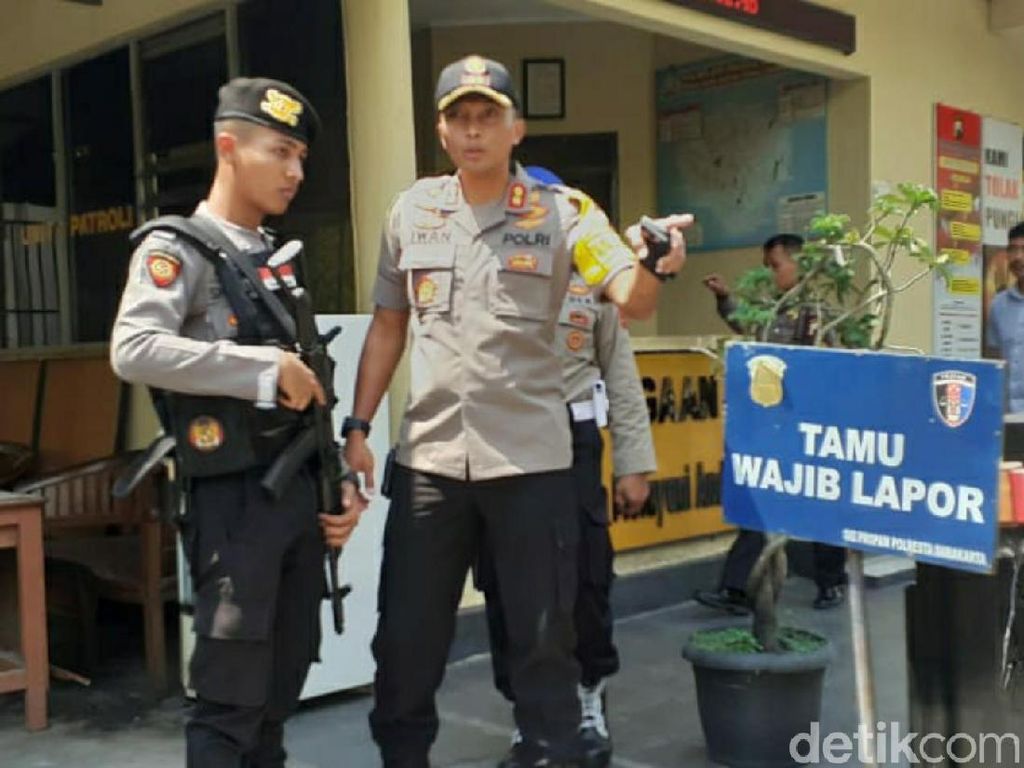 Pascabom di Medan, Polresta Solo Pertimbangkan Batasi Masuknya Ojol Pascabom di Medan, Polresta Solo Pertimbangkan Batasi Masuknya Ojol