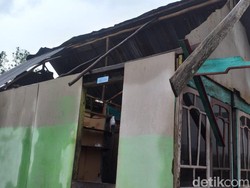 Puluhan Rumah di Banyuasin Sumsel Rusak Diterjang Angin Kencang