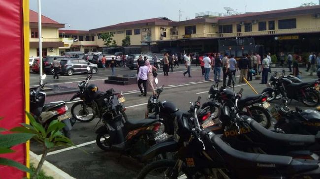 Berita 6 Korban Luka Bom Bunuh Diri Medan: 5 Polisi, 1 Warga Sipil Sabtu 20 April 2024