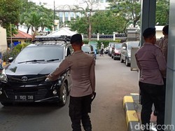 Pascaledakan Bom di Polrestabes Medan, Akses Masuk Polda Metro Diperketat
