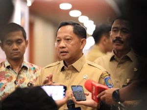 Undangan ke Petamburan untuk Tito Karnavian Undangan ke Petamburan untuk Tito Karnavian