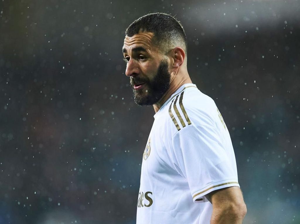 Benzema Ancam Pindah dari Timnas Prancis, Aljazair Menolak Benzema Ancam Pindah dari Timnas Prancis, Aljazair Menolak