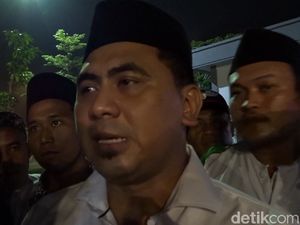 Ribuan Orang Hadiri Peringatan 100 Hari Mbah Moen Ribuan Orang Hadiri Peringatan 100 Hari Mbah Moen