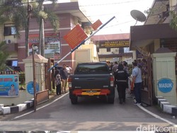 Pelaku Bom Bunuh Diri di Polrestabes Medan Pakai Atribut Ojek Online
