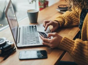 Kecanduan Belanja Online Disebut Tanda Gangguan Mental Kecanduan Belanja Online Disebut Tanda Gangguan Mental