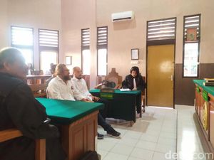 Duo Perampok Money Changer Komplotan Rusia Divonis 7 Tahun Bui Duo Perampok Money Changer Komplotan Rusia Divonis 7 Tahun Bui