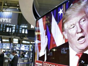 Trump Gagal Dimakzulkan, Keganasan Virus Corona Terus Menelan Korban