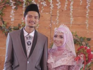 Viral, Kisah Pria di Jombang Bertemu Jodoh dari Balas Komentar di Twitter Viral, Kisah Pria di Jombang Bertemu Jodoh dari Balas Komentar di Twitter