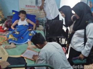 Mulai Pulih, Satu Siswa Korban Atap SDN Gentong Ambruk Tak Sabar Ingin Sekolah