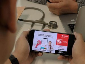 Adopsi Layanan Kesehatan Digital, Telkomsel Gaet Halodoc