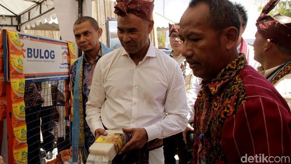 Festival Menipo di Kupang