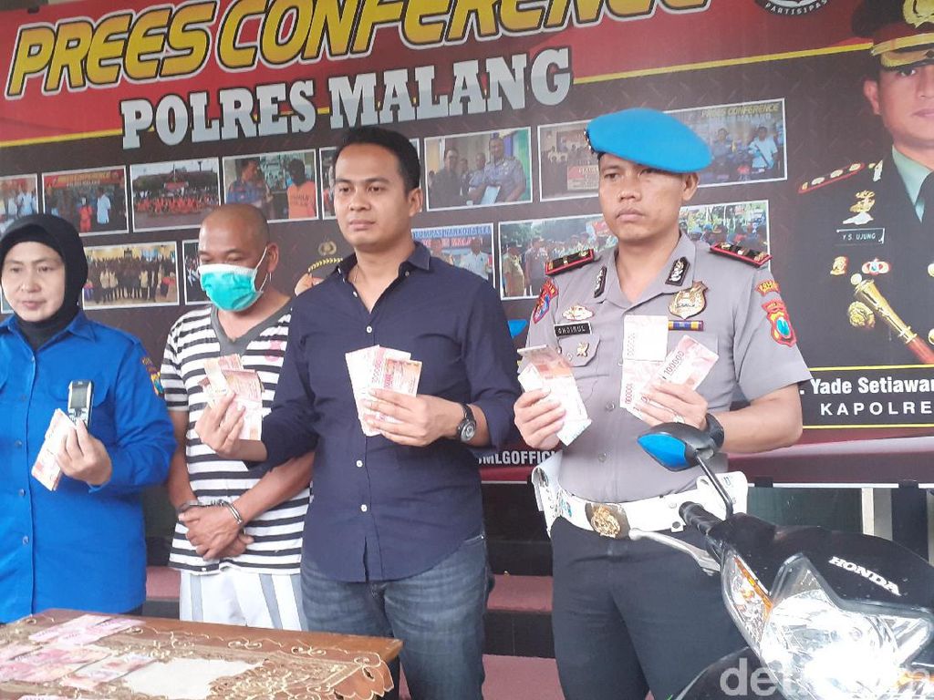 Peras Warga Rp 20 Juta Terkait Sengketa Tanah, Kades di Malang Diamankan Peras Warga Rp 20 Juta Terkait Sengketa Tanah, Kades di Malang Diamankan