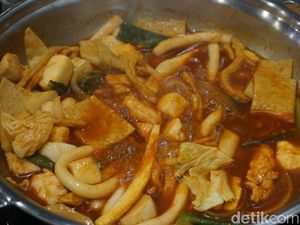 Dookki : Bisa Ngemil Tteokbokki hingga Ramyun Korea Sepuasnya di Sini Dookki : Bisa Ngemil Tteokbokki hingga Ramyun Korea Sepuasnya di Sini