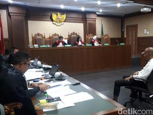 Jadi Saksi Suap Antar-BUMN, Eks Dirut Inti Ungkap Arahan Rini untuk Sinergi Jadi Saksi Suap Antar-BUMN, Eks Dirut Inti Ungkap Arahan Rini untuk Sinergi