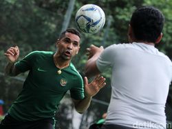 Timnas Indonesia U-23 Gelar Recovery di Lapangan Tenis