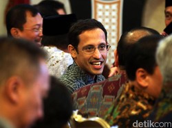 Nadiem Dorong Sekolah Tatap Muka: PJJ Tidak Lagi Efektif
