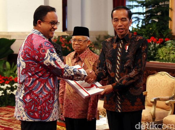 Jokowi Serahkan DIPA 2020 Kepada Menteri hingga Gubernur