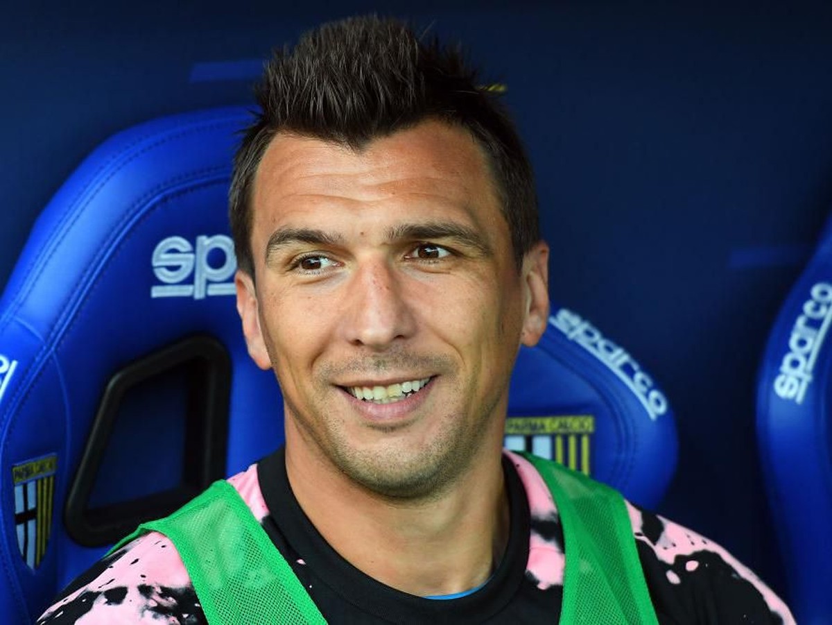 Mario Mandzukic selangkah lagi berseragam MU. Foto: Alessandro Sabattini/Getty Images