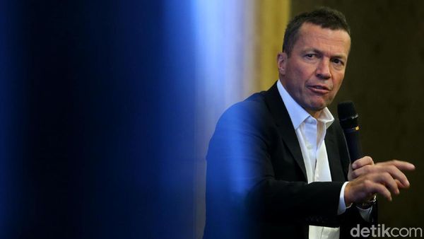 Legenda Sepakbola Jerman Sapa Penggemar di Jakarta