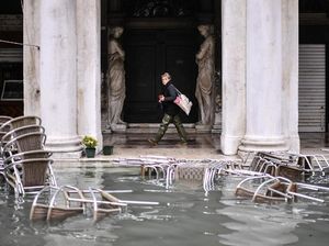 Venesia Banjir Lagi, Aman Nggak ke Sana?