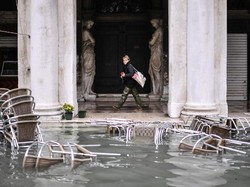 Venesia Banjir Lagi, Aman Nggak ke Sana?