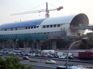 Menristek Bandingkan Teknologi LRT Jabodebek dengan MRT Jakarta Menristek Bandingkan Teknologi LRT Jabodebek dengan MRT Jakarta