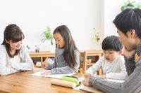 Penyebab dan Cara Mengatasi Anak Takut Sekolah