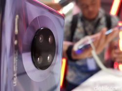 Di-blacklist, Ponsel Huawei Malah Makin Laris