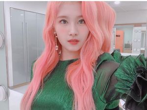 Positif Covid-19, Sana TWICE Karantina di Jepang Positif Covid-19, Sana TWICE Karantina di Jepang