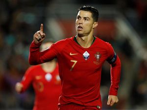 Ronaldo Hat-trick, Portugal Hancurkan Lithuania 6-0