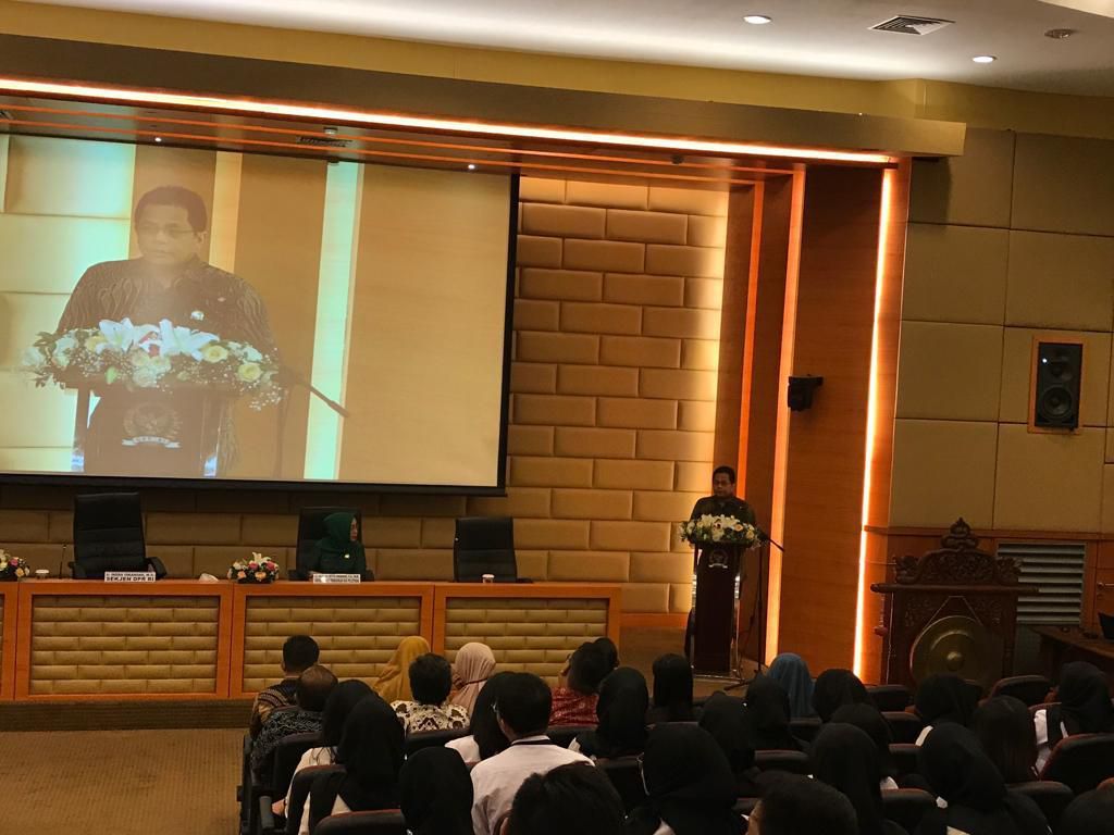 Dipanggil KPK, Sekjen DPR Isi Acara Pembekalan Badan Keahlian Dipanggil KPK, Sekjen DPR Isi Acara Pembekalan Badan Keahlian