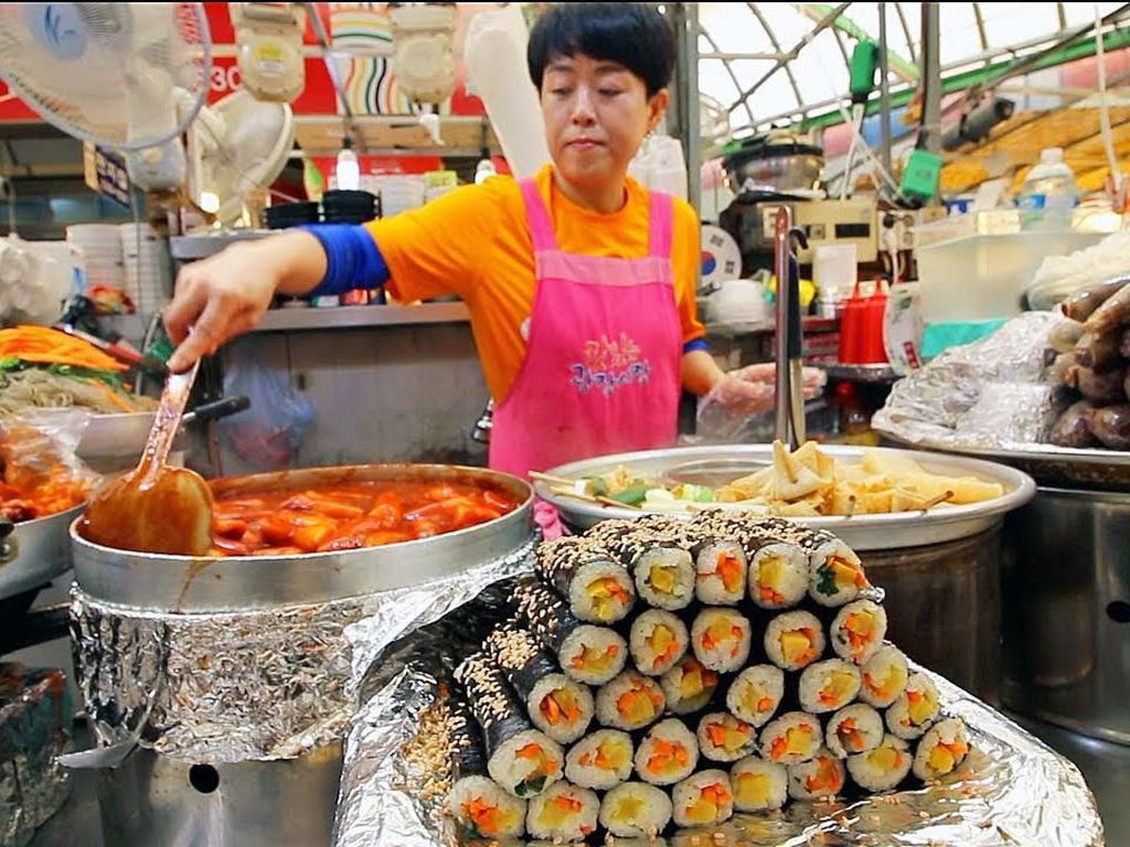 Bikin Kenyang! Jajan Mandu hingga Yangnyeom Tongdak yang Gurih Bikin Kenyang! Jajan Mandu hingga Yangnyeom Tongdak yang Gurih