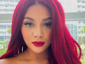 Aurel Hermansyah Dandan Jadi Ariel Mermaid dan Pose Seksi di Sungai