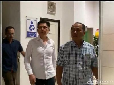 Tampang Koruptor Rp 477 M yang akan Ganti Uang Negara Setinggi Eiffel Tower