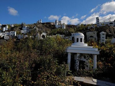Foto: Tanah Suci yang Menyeramkan