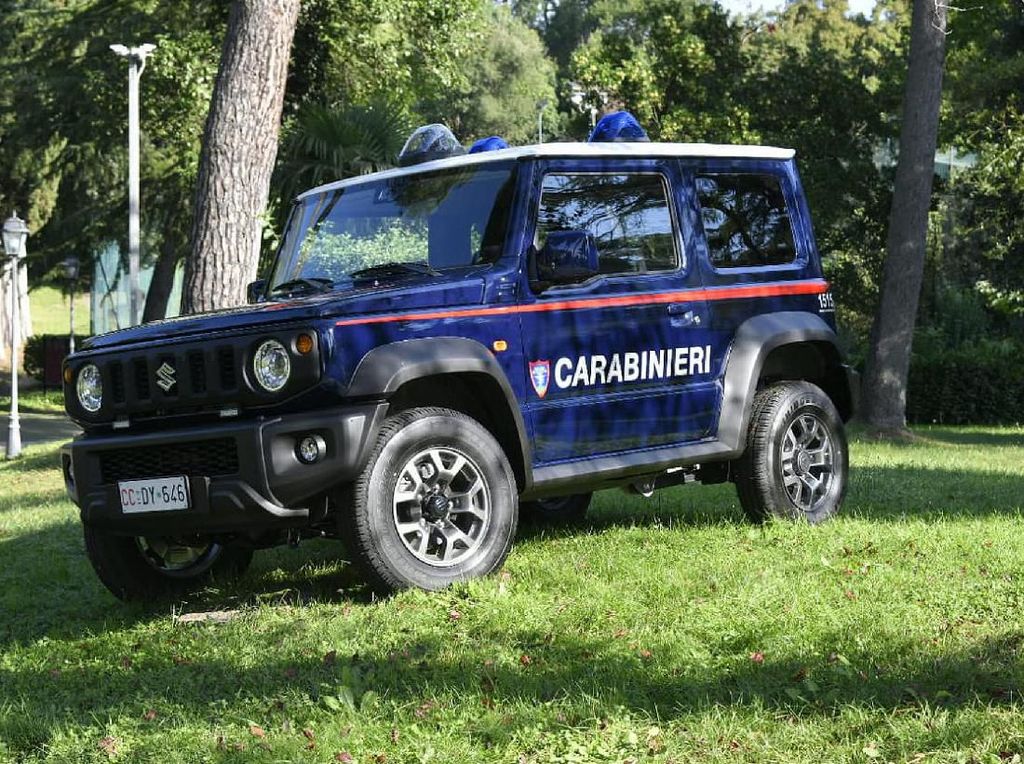 Ketika Suzuki Jimny Jadi Kendaraan Dinas Polisi Militer Ketika Suzuki Jimny Jadi Kendaraan Dinas Polisi Militer