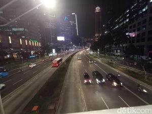 Belum Terapkan Jam Malam, Pemprov DKI Akan Evaluasi Jam Buka Kafe