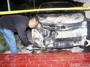 Tak Terima Cinta Ditolak, Mobil Ortu Gadis Gebetan Dibakar