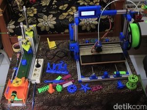 Ini Dia Mesin Printer 3D Buatan Anak SMK di Cimahi Ini Dia Mesin Printer 3D Buatan Anak SMK di Cimahi