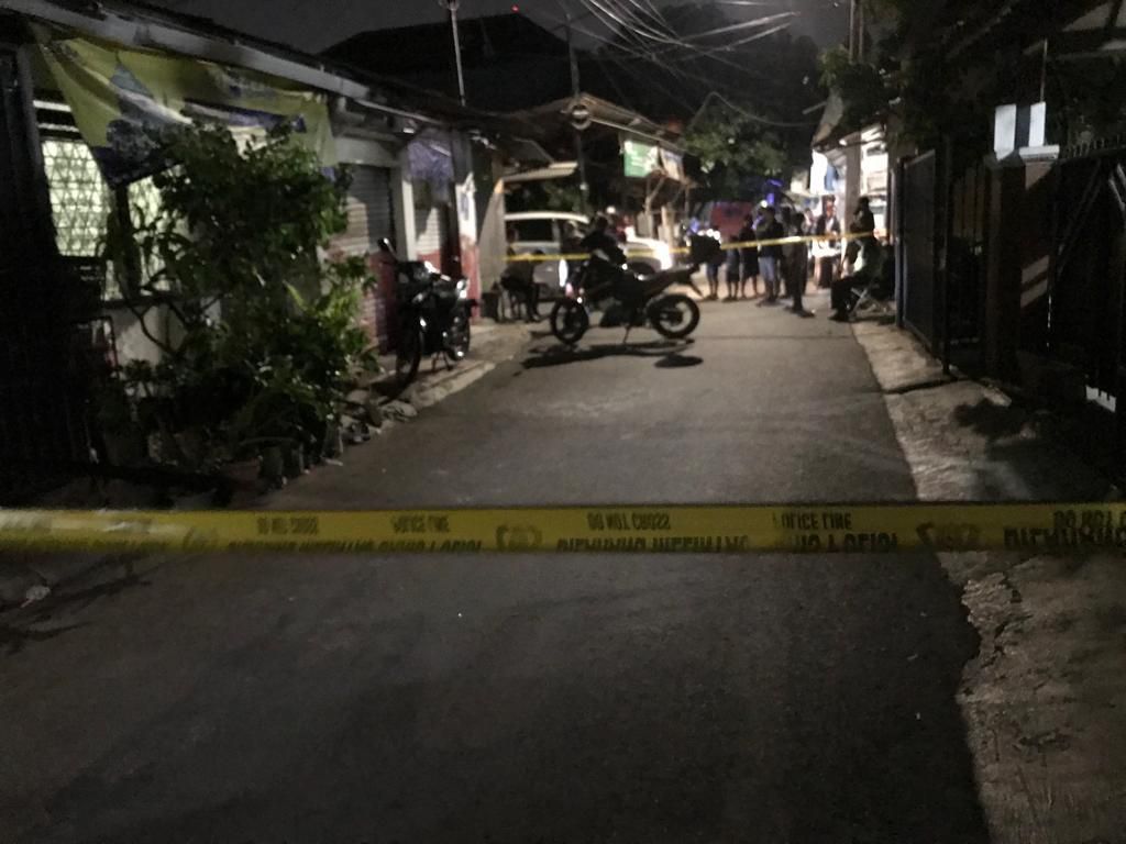 6 Siswi di Kembangan Disiram Air Keras, Polisi: Pelaku Diduga 1 Orang 6 Siswi di Kembangan Disiram Air Keras, Polisi: Pelaku Diduga 1 Orang