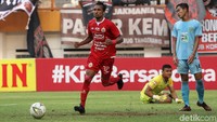 Rohit Chand membobol gawang Persela di menit ke-70.