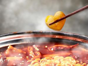 Setiap Hari Ratusan Orang Indonesia Ngemil Tteokbokki di Restoran Ini Setiap Hari Ratusan Orang Indonesia Ngemil Tteokbokki di Restoran Ini